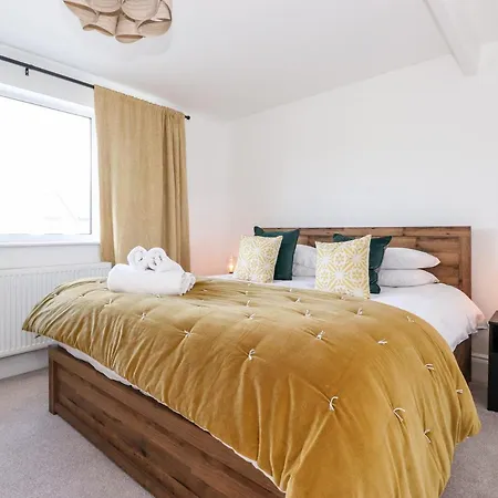 2 Alexandra Road Holiday home